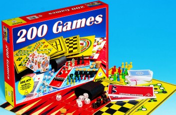 PIATNIK Board game set 200 Games (In Estonian, Russian lang.)